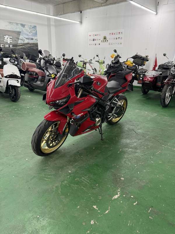 二手本田CBR650R