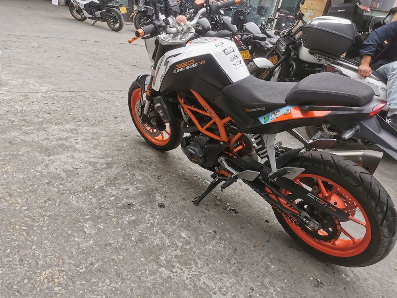 二手KTMR2R390 Duke