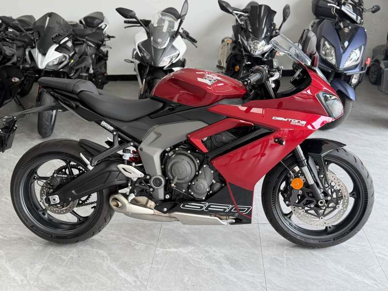 二手凯旋Daytona 660