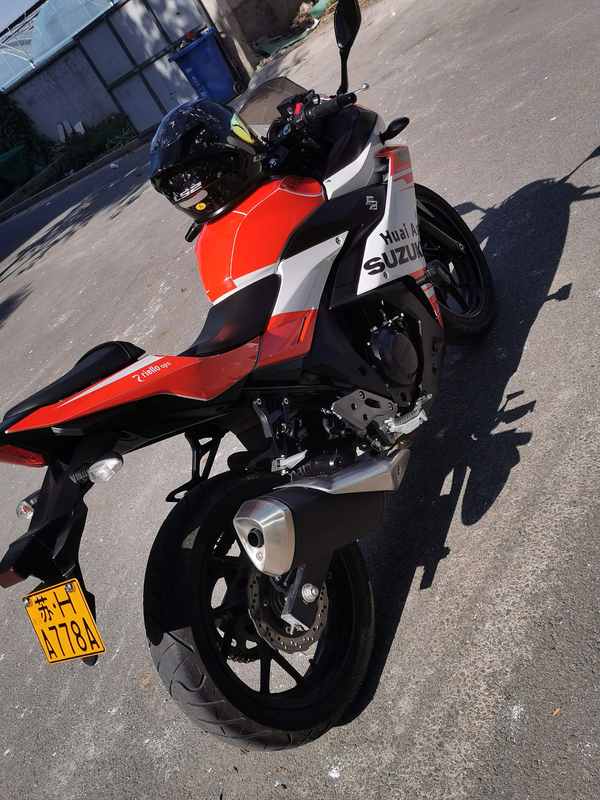 二手豪爵铃木GSX250R