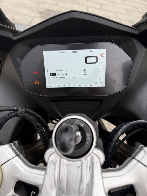 二手QJMOTOR赛800