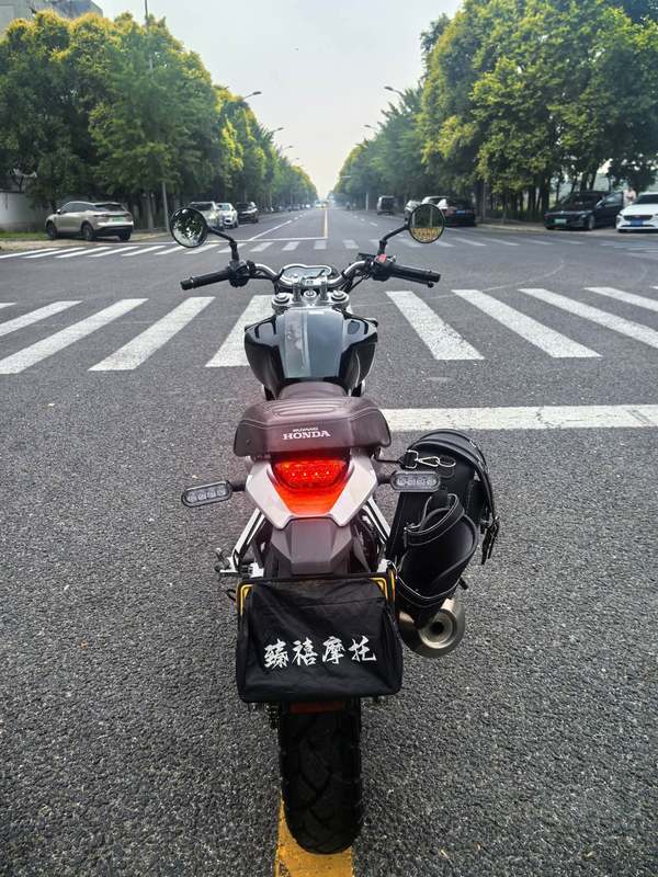 二手五羊本田鸷道 CB190SS