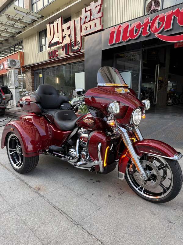 二手哈雷戴维森Tri Glide