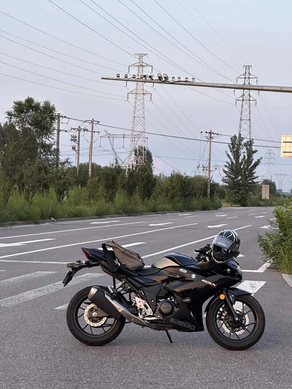 二手豪爵铃木GSX250R