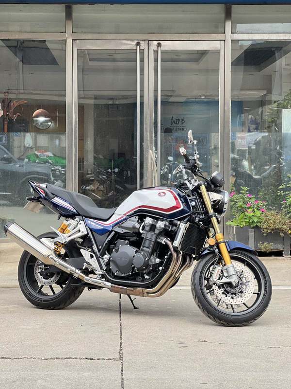 二手本田CB1300 Super Four