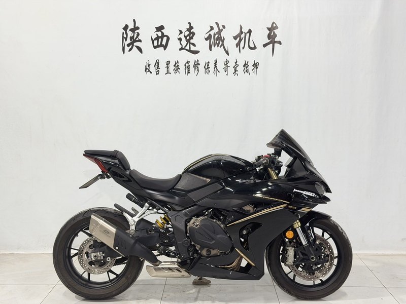 二手QJMOTOR赛800