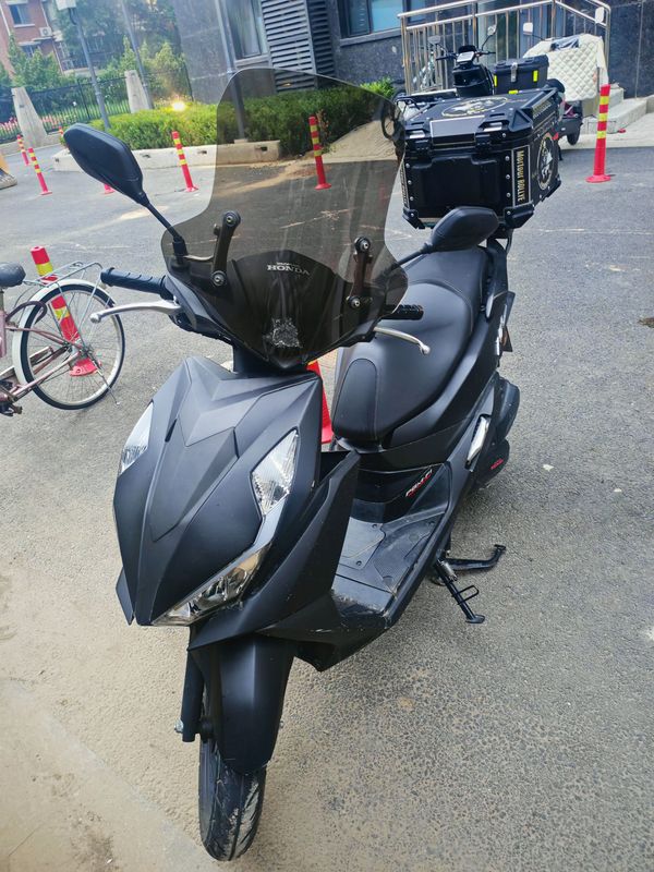 二手五羊本田NX125