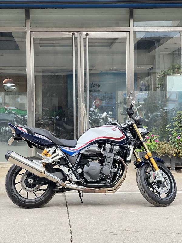 二手本田CB1300 Super Four