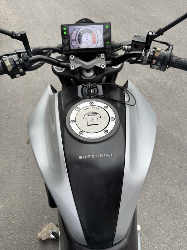 二手春风250NK
