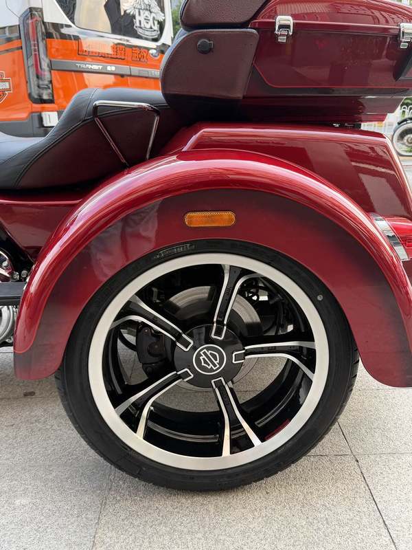 二手哈雷戴维森Tri Glide