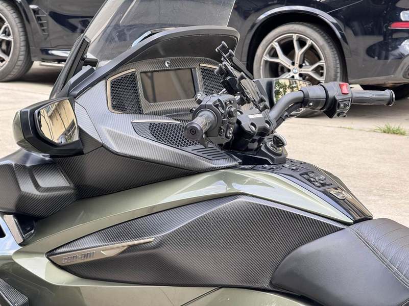 二手庞巴迪Spyder RT