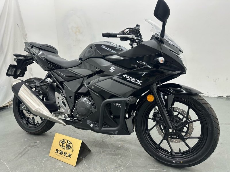 二手豪爵铃木GSX250R