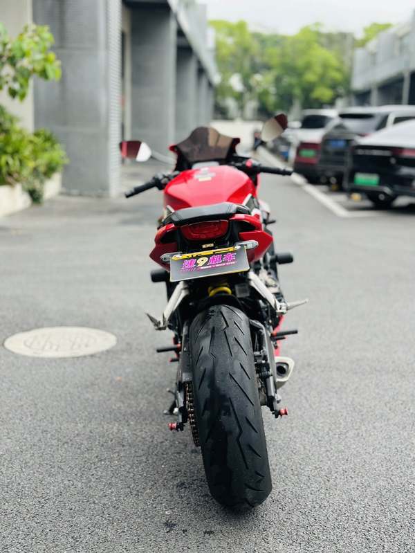 二手本田CBR650R