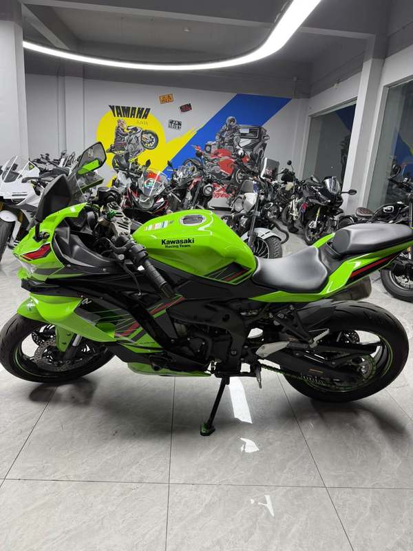 二手川崎ZX-4R