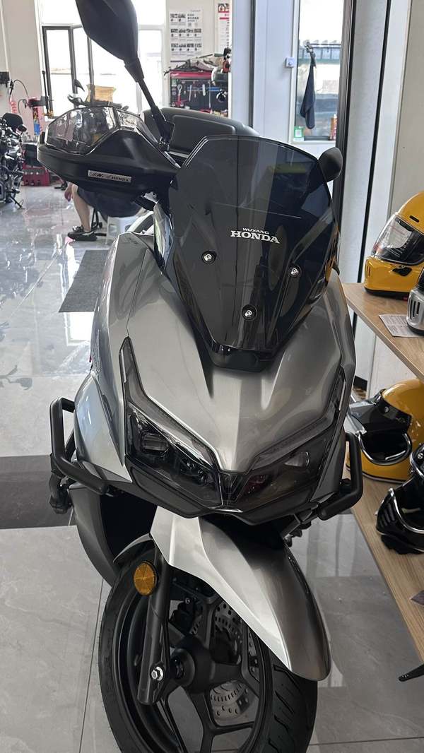 二手五羊本田NWT150
