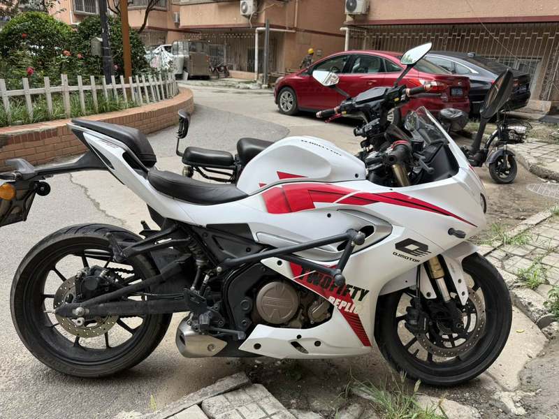二手QJMOTOR赛250