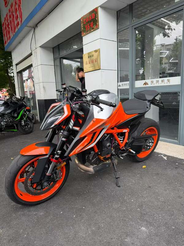 二手KTMR2R1290 Super Duke