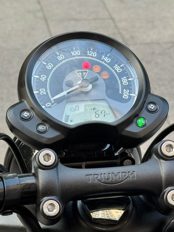 二手凯旋Bonneville Bobber