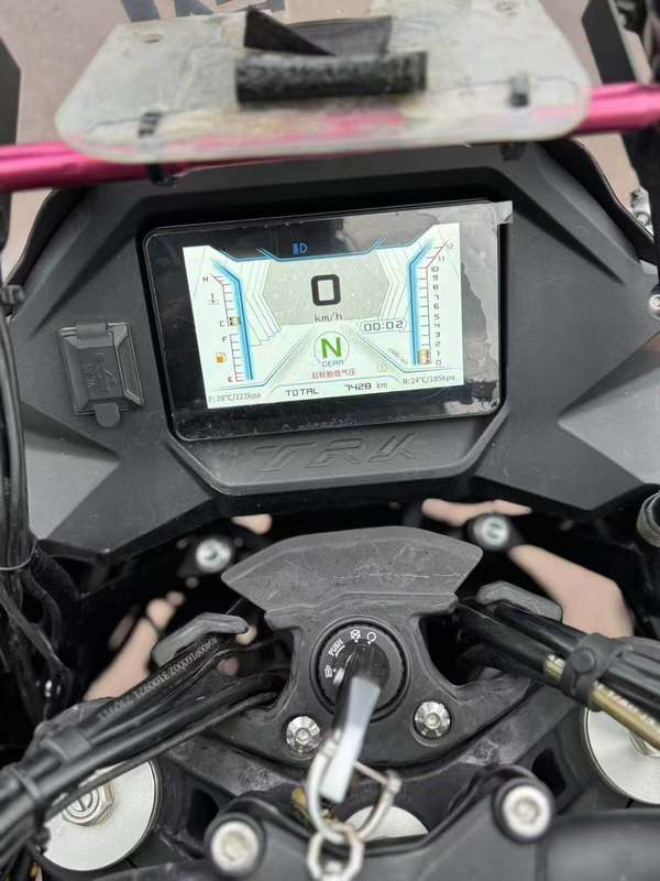 二手贝纳利金鹏 TRK502
