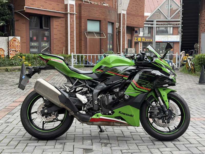 二手川崎ZX-4R