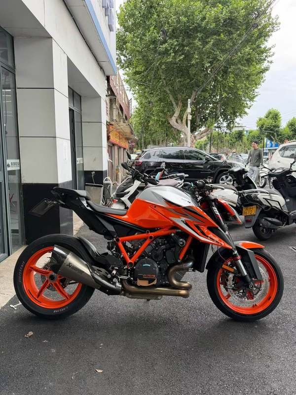 二手KTMR2R1290 Super Duke