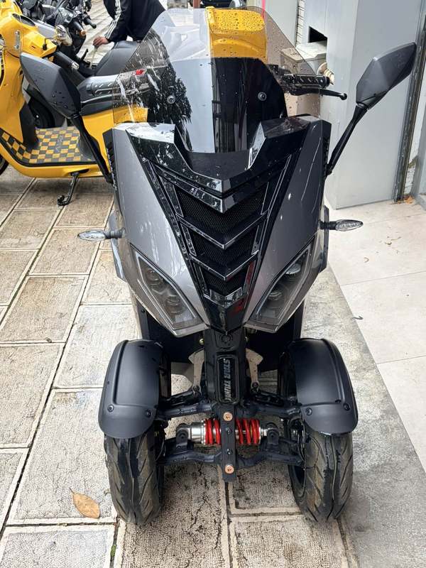 二手ADIVAAD7 150