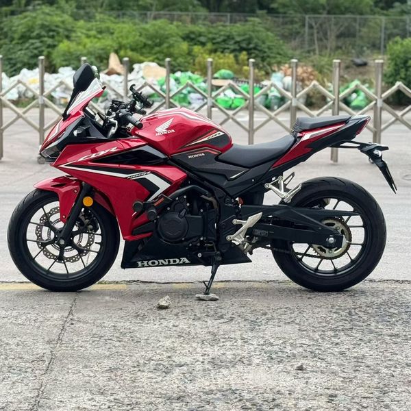 二手本田CBR400R