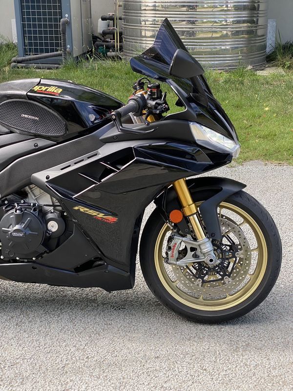 二手阿普利亚RSV4
