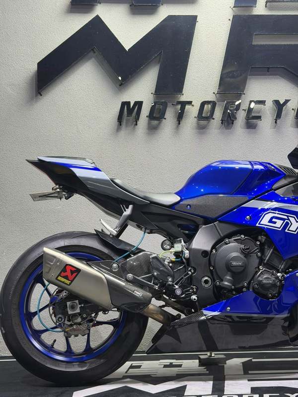 二手雅马哈YZF-R1