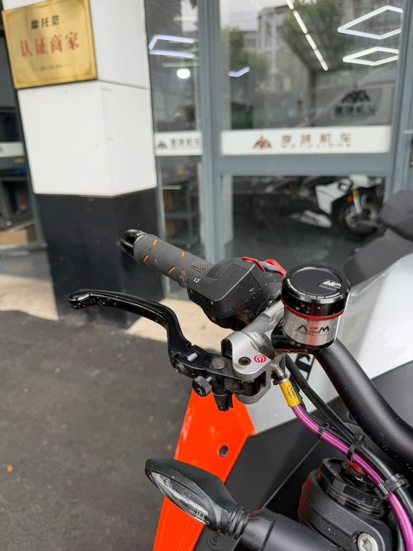 二手KTMR2R1290 Super Duke