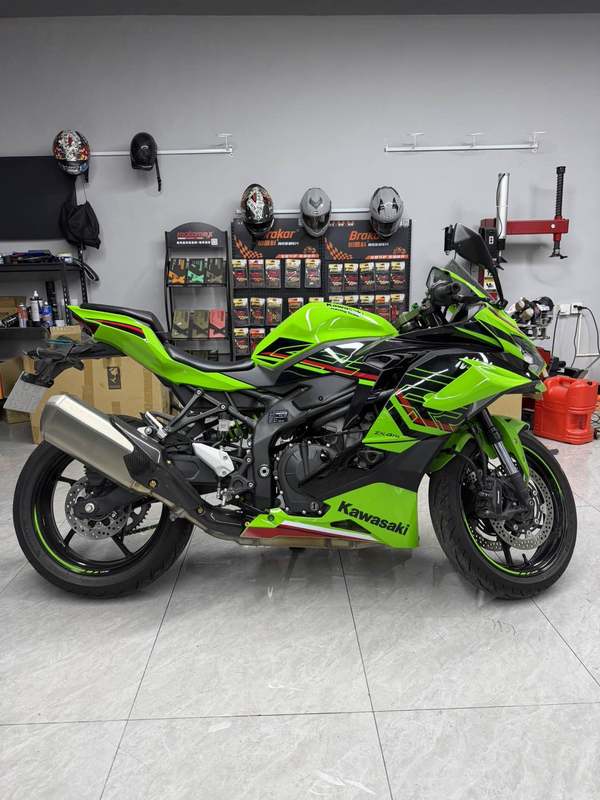 二手川崎ZX-4R