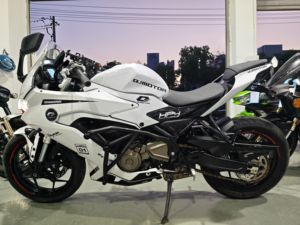 二手QJMOTOR赛250