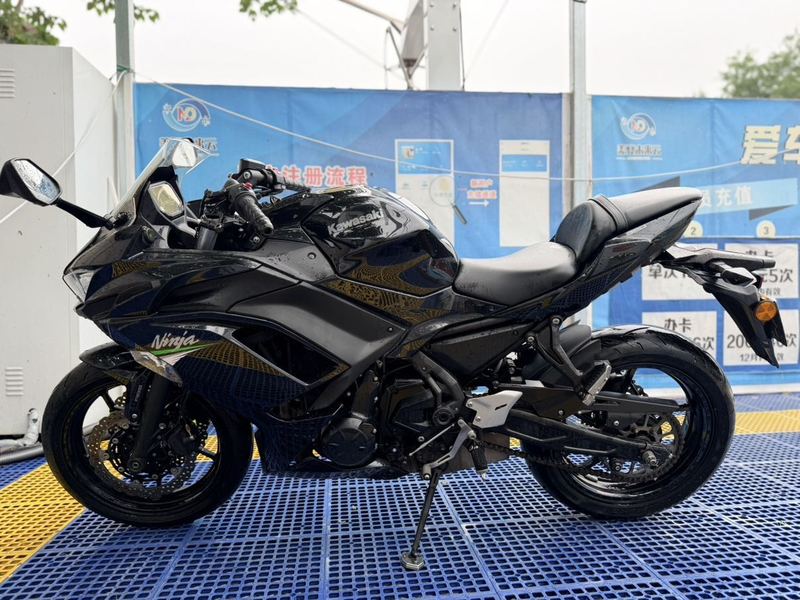 二手川崎Ninja 650 