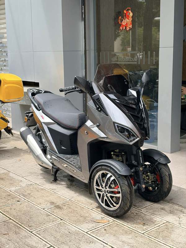 二手ADIVAAD7 150