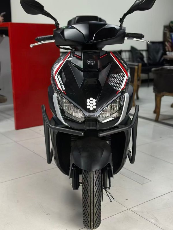 二手QJMOTOR鸿150RS