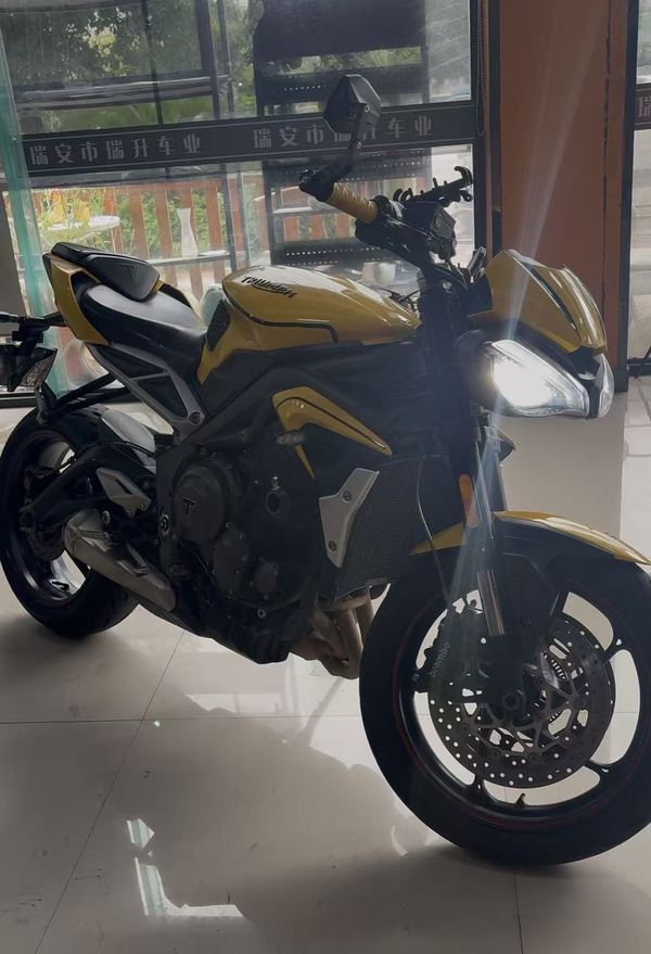 二手凯旋Street Triple 765