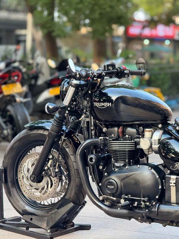 二手凯旋Bonneville Bobber