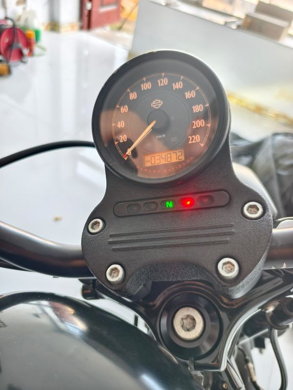 二手哈雷戴维森Iron883 硬汉
