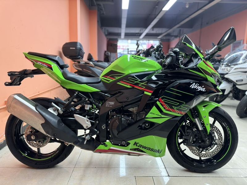 二手川崎ZX-4R