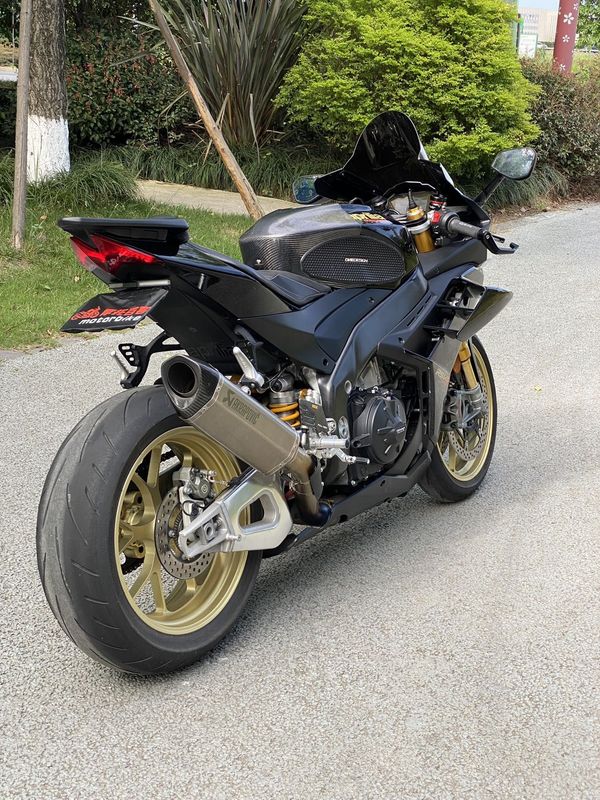 二手阿普利亚RSV4