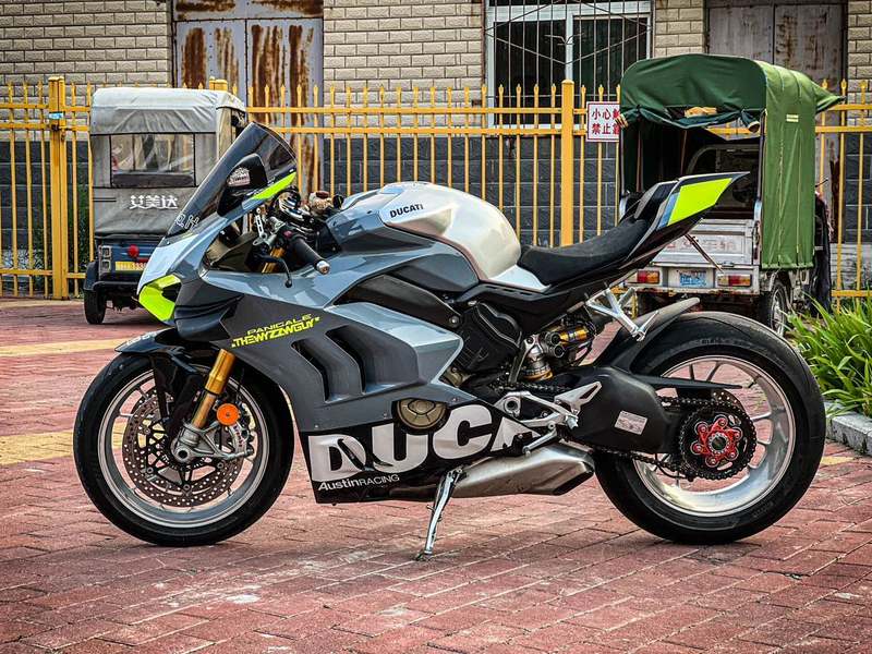 二手杜卡迪Panigale V4