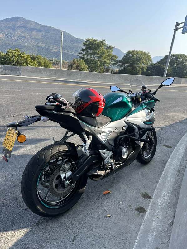 二手贝纳利龙卷风 Tornado 552R
