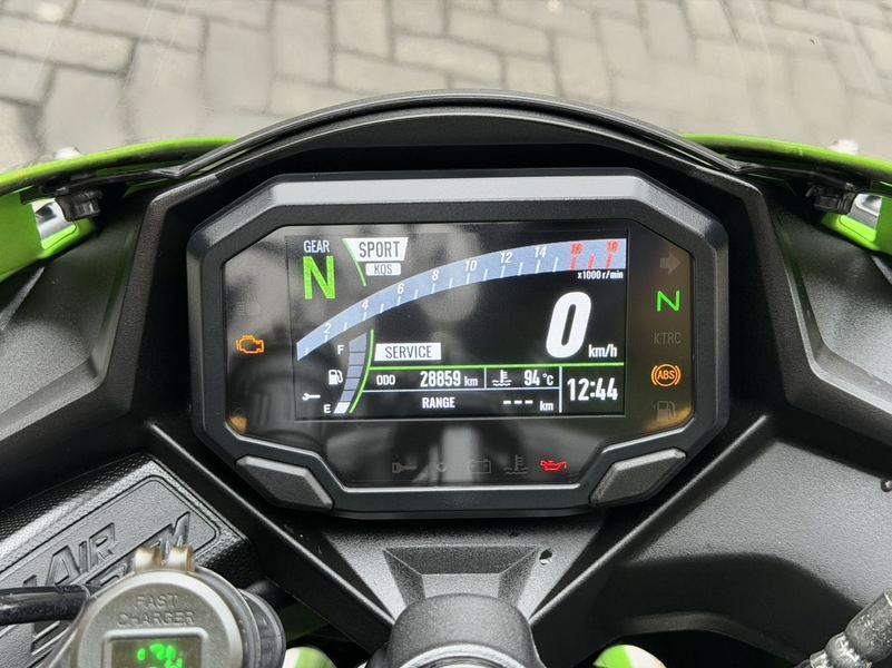 二手川崎ZX-4R