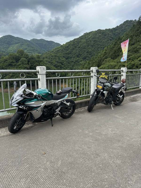 二手贝纳利龙卷风 Tornado 552R