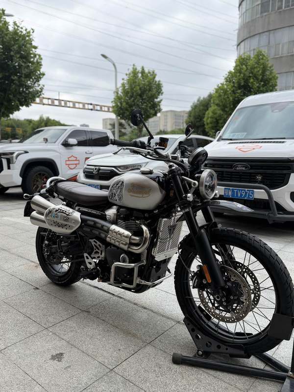 二手凯旋Scrambler 1200