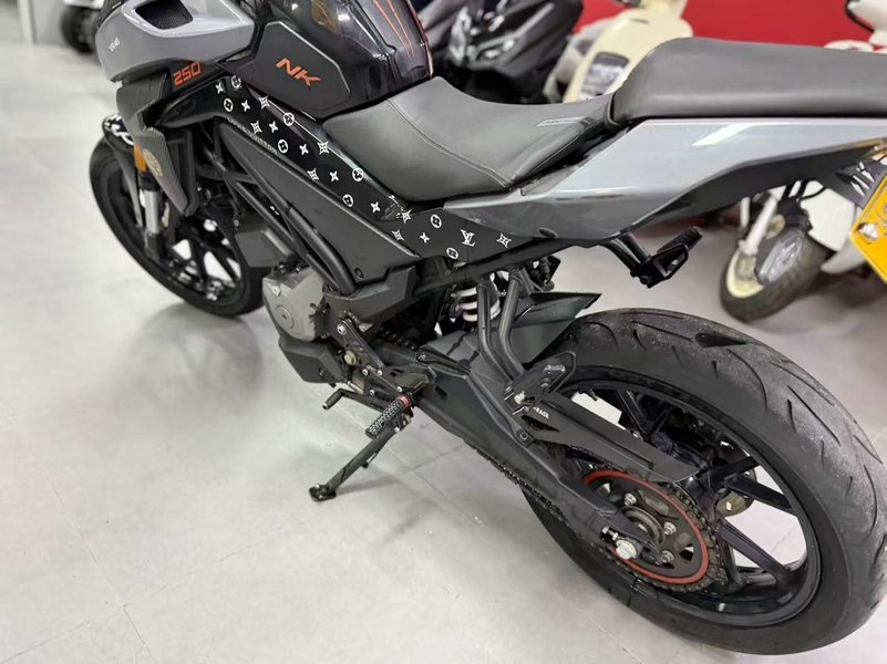 二手春风250NK