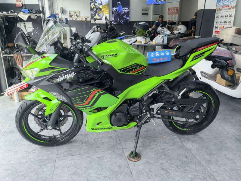 二手川崎Ninja 400