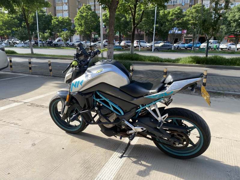 二手春风250NK