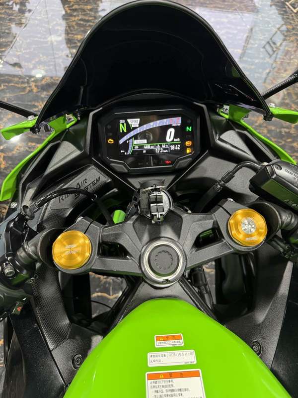 二手川崎ZX-4R