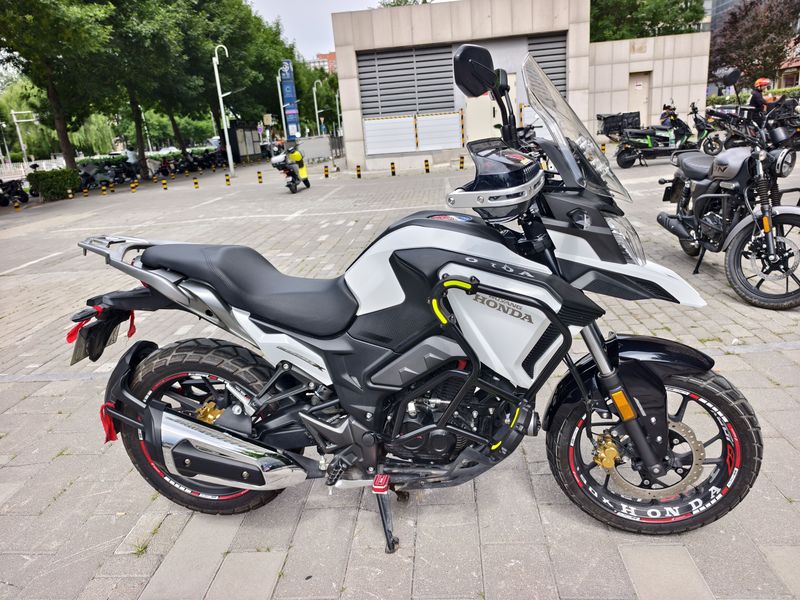 二手五羊本田猛鸷 CB190X